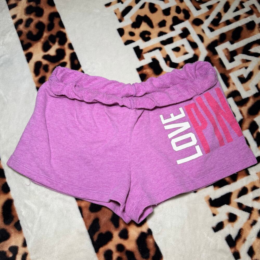 2012 pink shorts